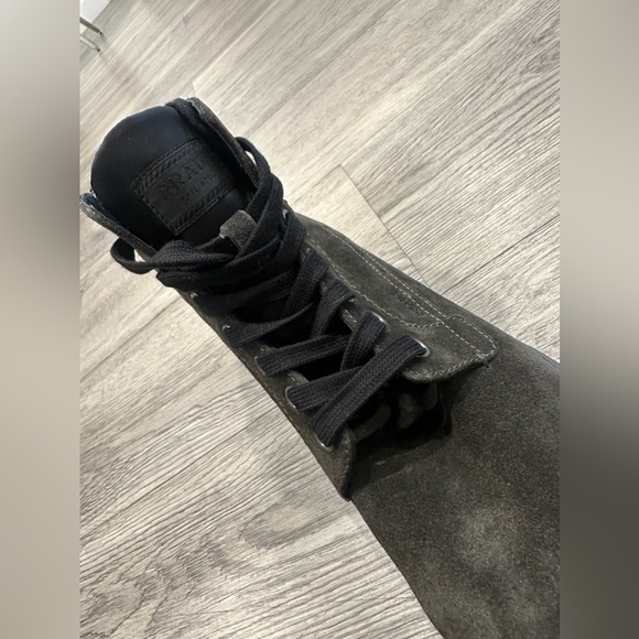 Unisex Prada grey boots size 6.5 - Picture 3 of 5